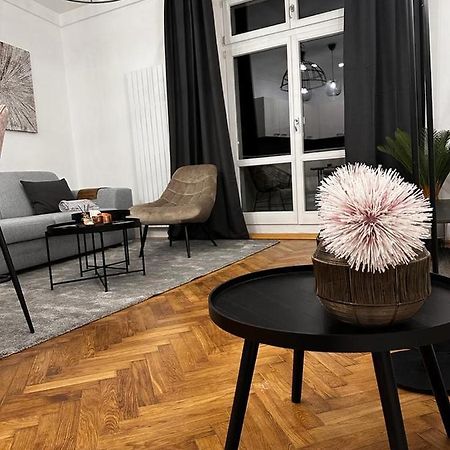 Riverside Apartment 卡罗维发利 外观 照片