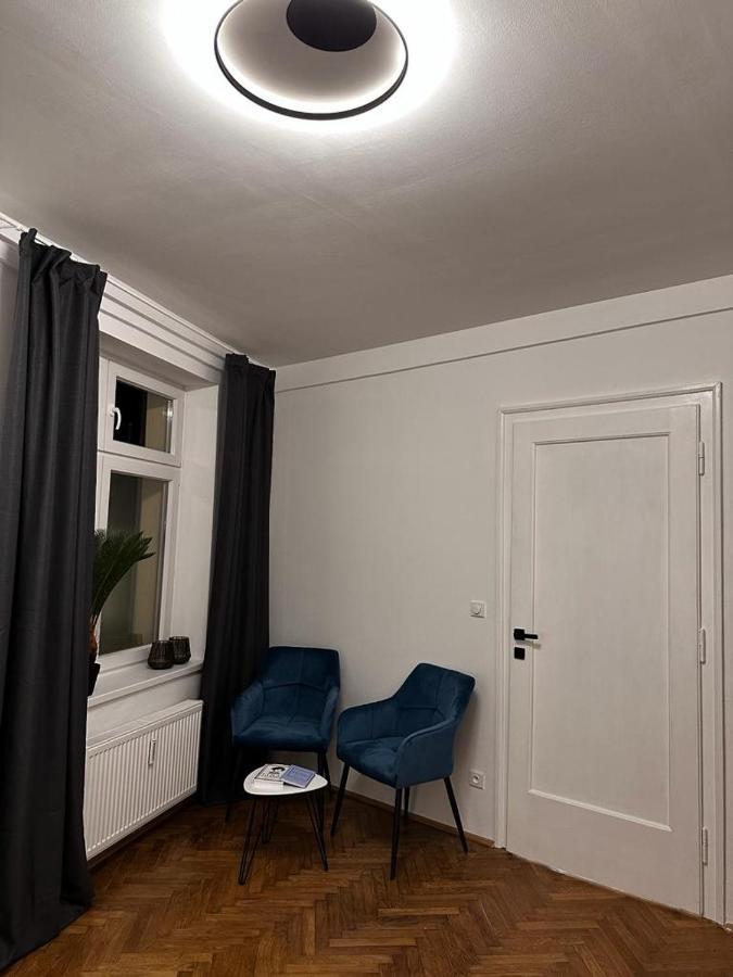 Riverside Apartment 卡罗维发利 外观 照片