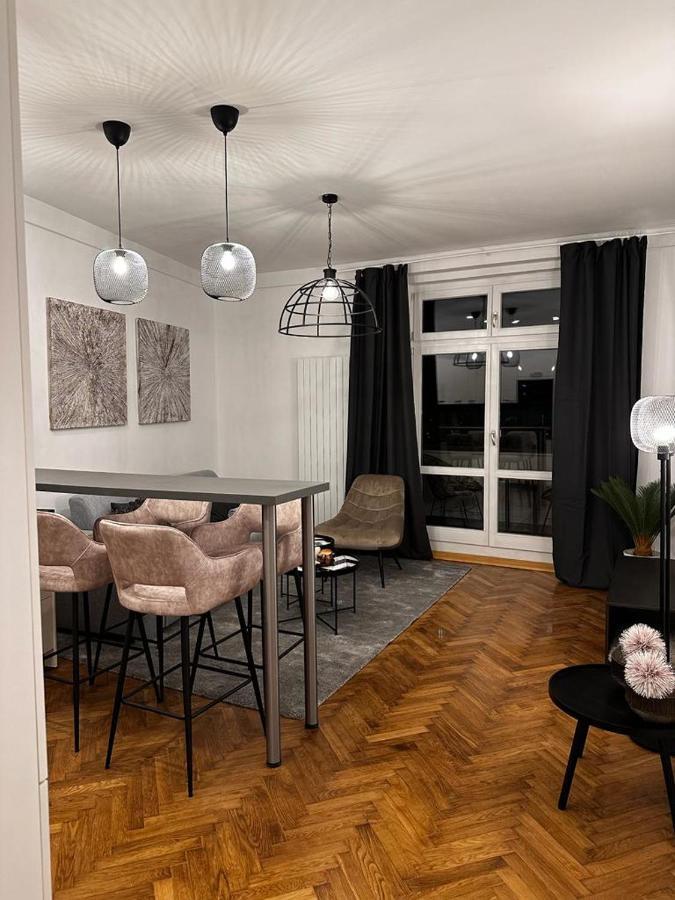 Riverside Apartment 卡罗维发利 外观 照片